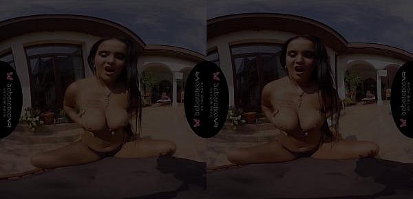  Solo brunette, Jenifer Mendez is masturbating, in VR
